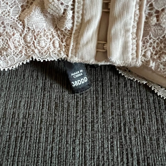 Torrid Bra - Picture 3 of 3